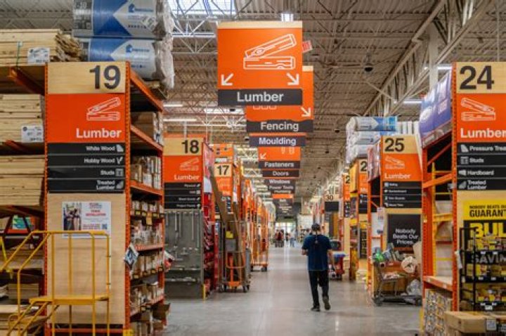 Who Is artvangrow? Home Depot Karen Girl Amanda Marie Keshner
