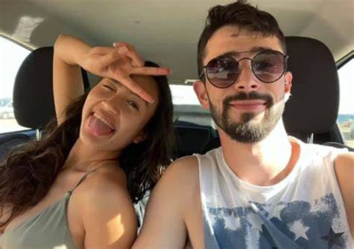 Who Is Avi Nathan, Noa Argamani Husband Or Boyfriend? Wiki NewsFinale