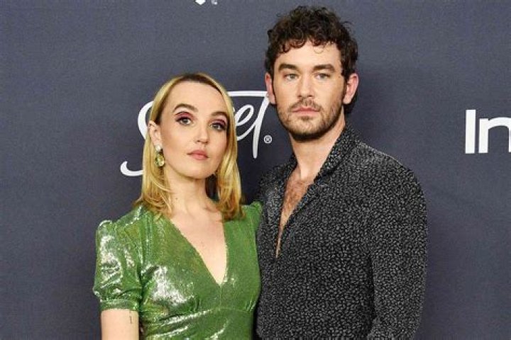 Who is Chloe Fineman Boyfriend? Know Everything About Her