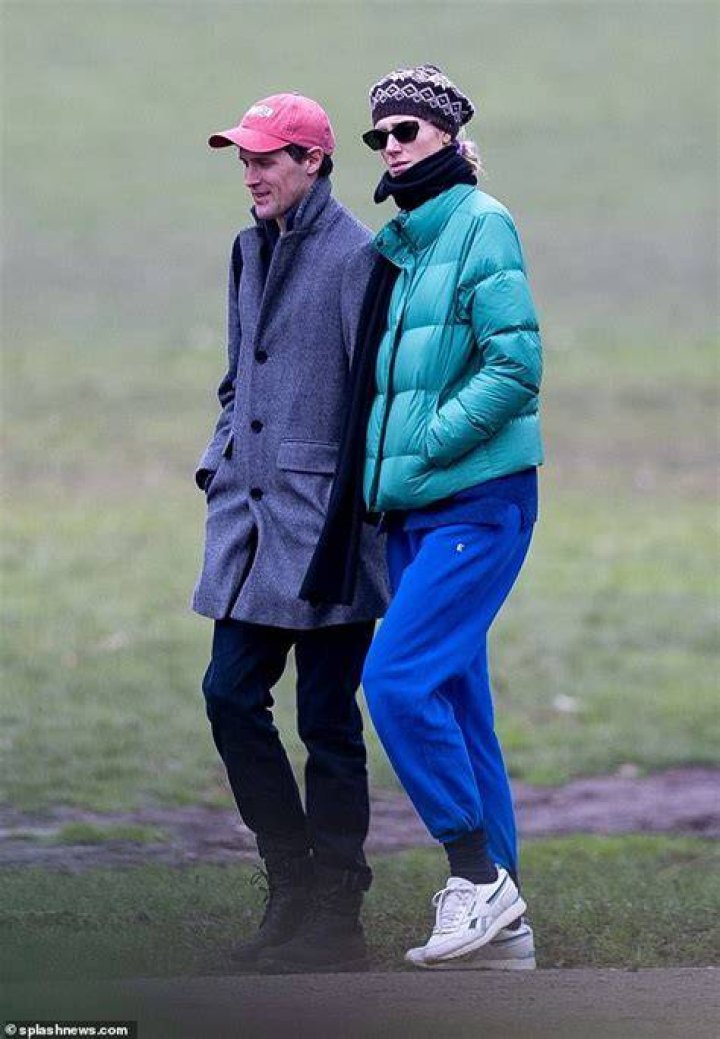 Who Is Elizabeth Debicki Dating? 'The Crown' Star Keeps Things Private