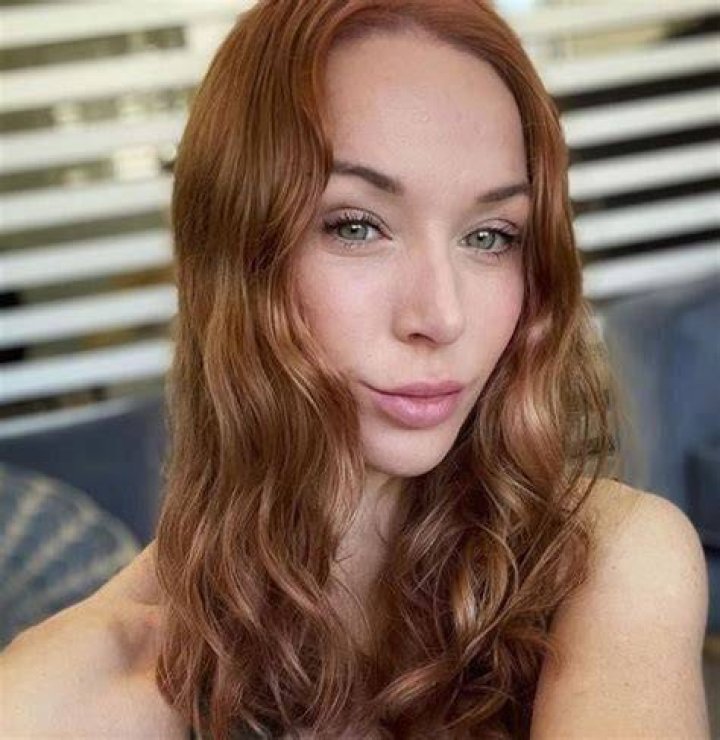 Who is Emily Scott? Wiki, Biography, Age, Net Worth, Husband, Height
