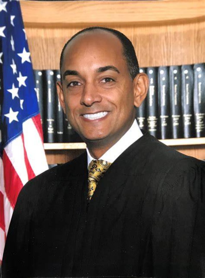 Who Is Justice Norman From Race To Survive Alaska? Age Family