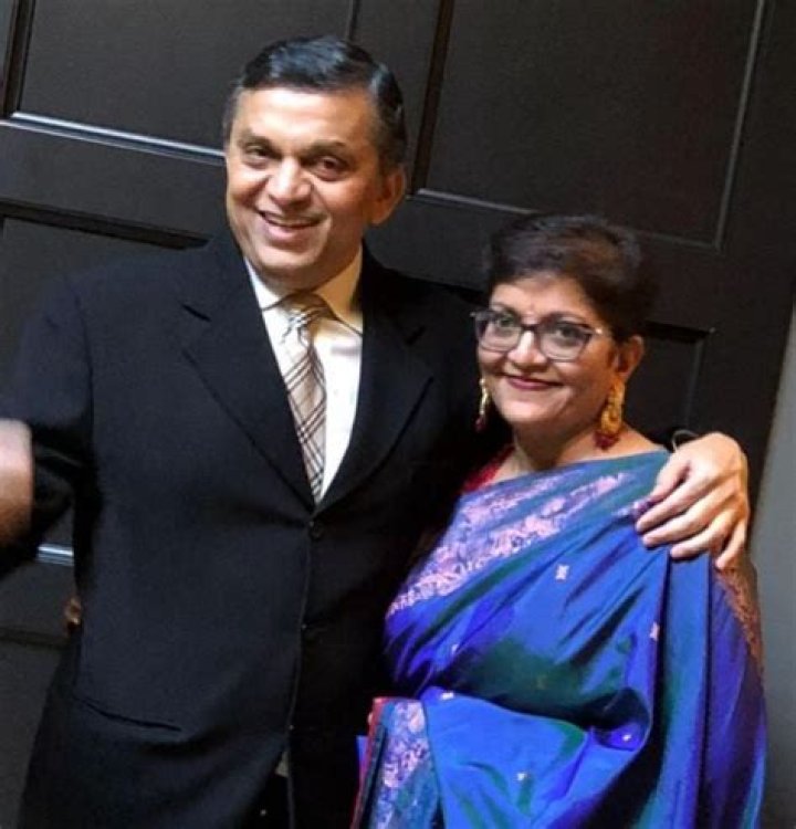 Who Is Zarna Garg Sister? Siblings And Family