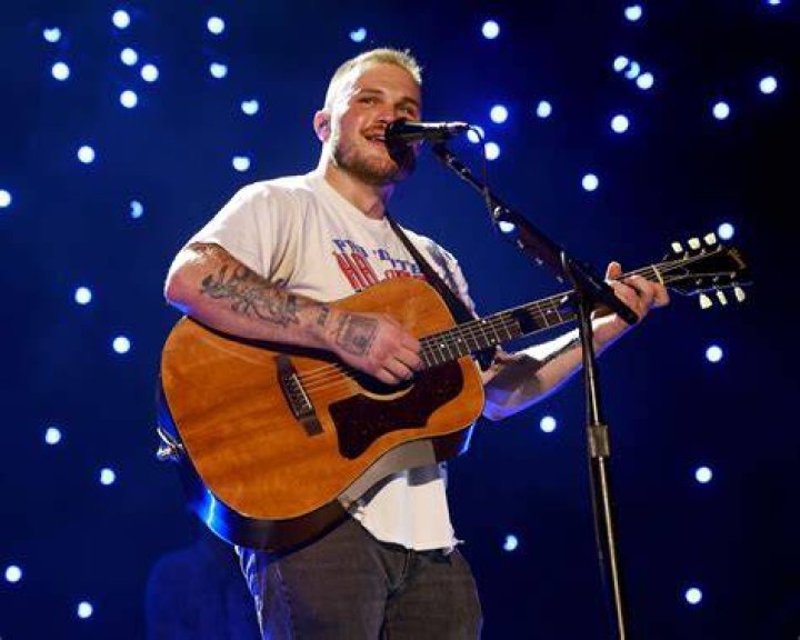 Zach Bryan Says He &lsquo;Never&rsquo; Wants to Be Considered at CMA Awards